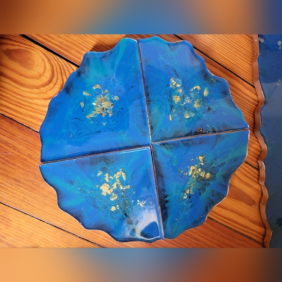 Blue gold custom resin tray coaster and wine glass holder set bundle - Picture 5 of 11